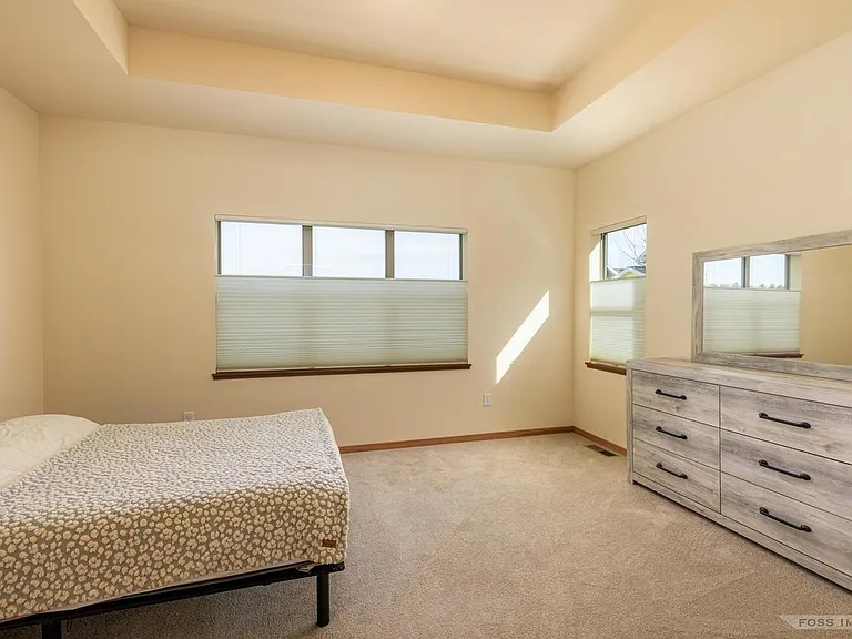4208 Thrasher St — Photo 10