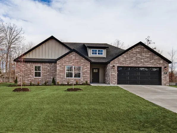 25 Fields Ln, Bella Vista, AR 72715