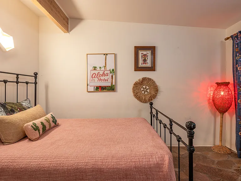2070 N Whitewater Club Dr — Photo 34