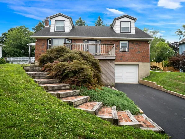 2030 Hillcrest Dr, Easton, PA 18045