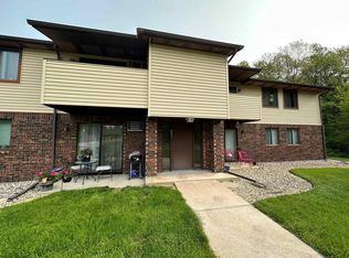 825 N Gammon Rd APT F, Madison, WI 53717