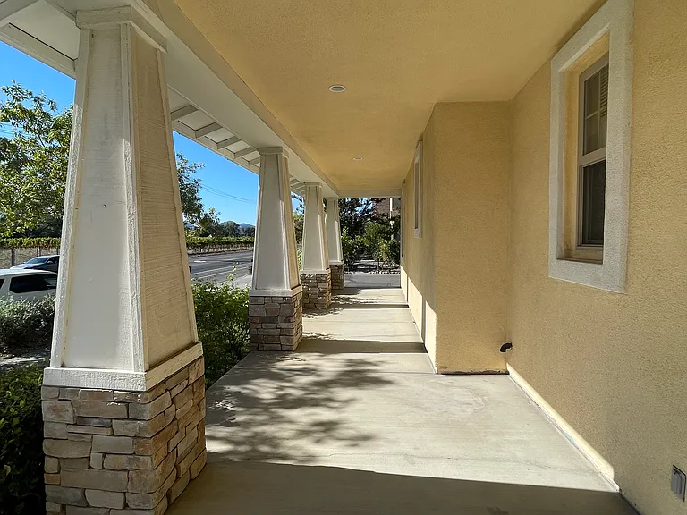 3916 Jefferson St — Photo 4