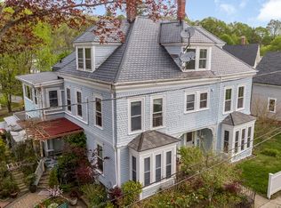 3-5 Lake Avenue Condominium, Amesbury, MA 01913
