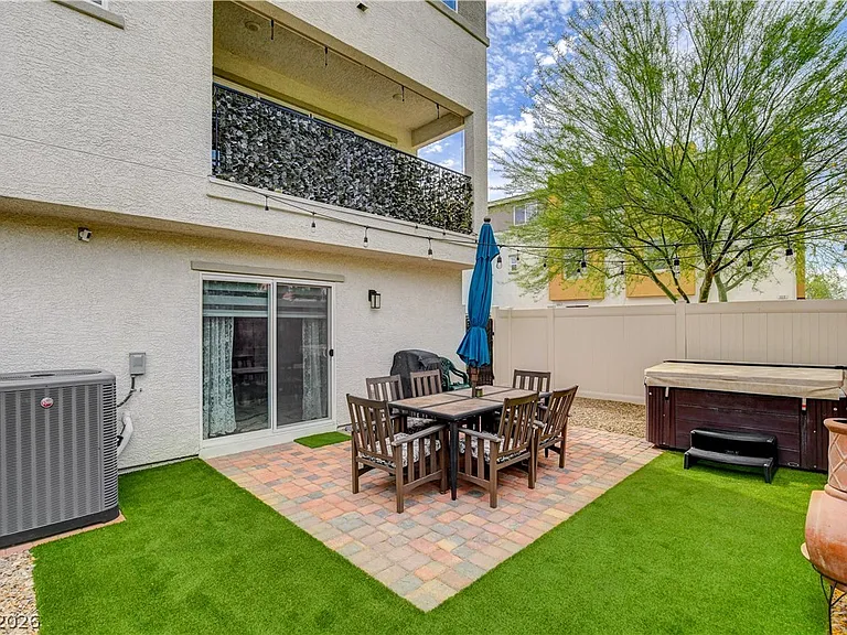 3715 Brilliant Sunset St — Photo 42