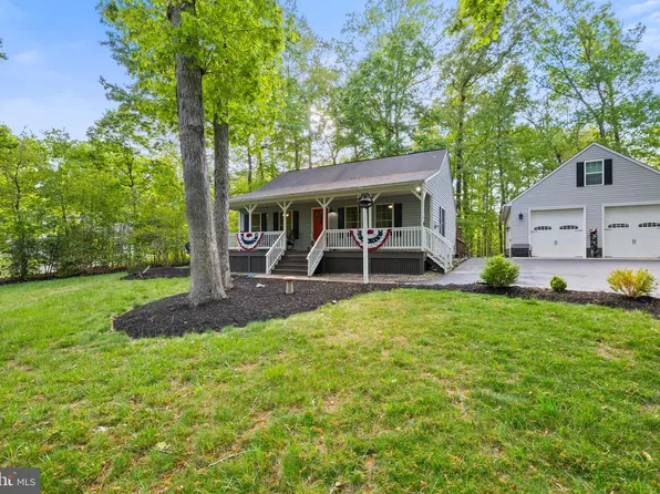239 Oakwood Dr, Mineral, VA 23117