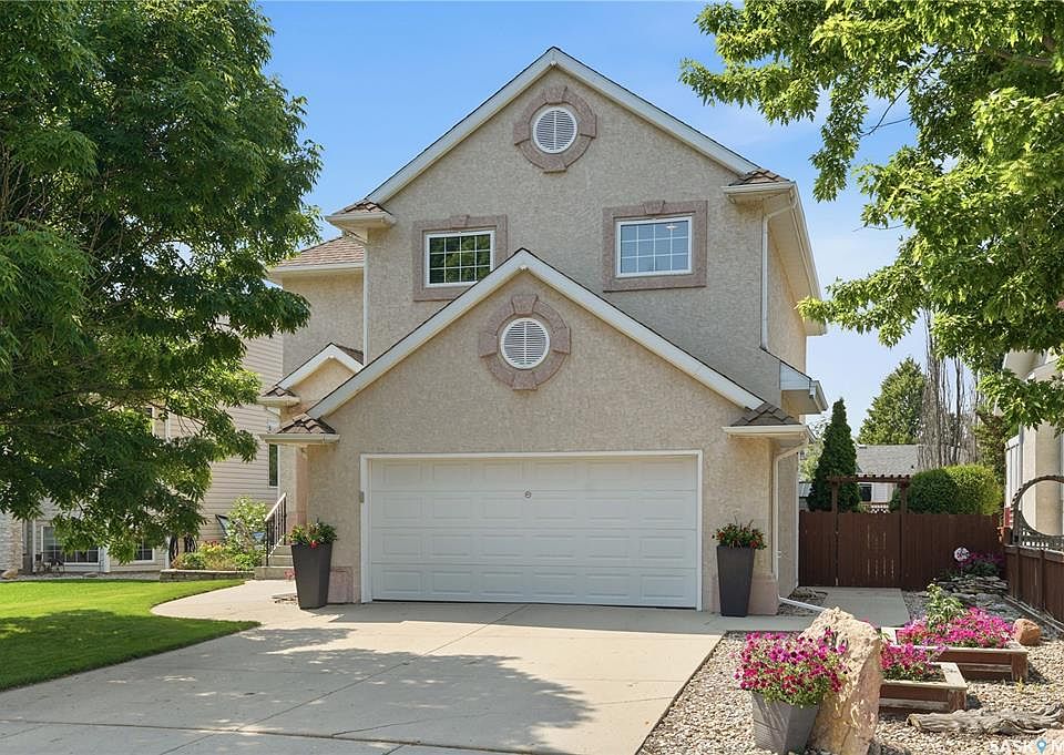 1st image of 210 Fairbrother TERRACE