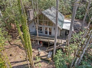 100 Rinehart Creek Rd, Franklin, NC 28734