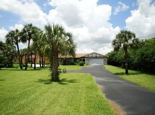 1311 11th St SW, Naples, FL 34117