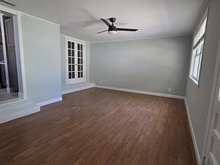 1243 Monterey St — Photo 10