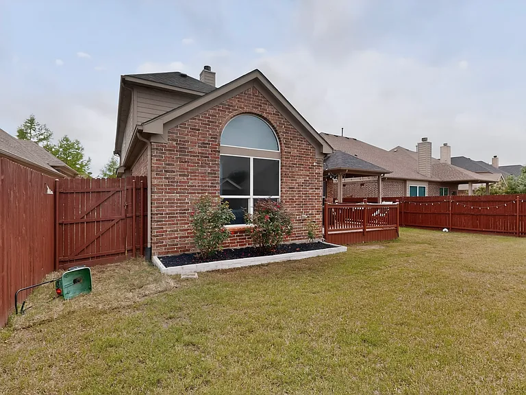 2345 Fountain Gate Dr — Photo 46
