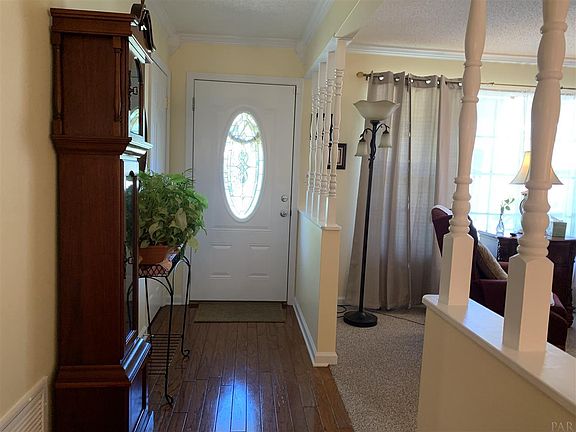 4th image of 1825 Pickett Ave