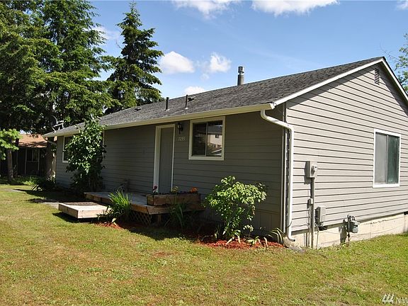 2nd image of 7035 Tolmie Dr NE