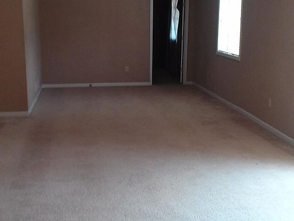 3rd image of 11367 Sheffield Ln
