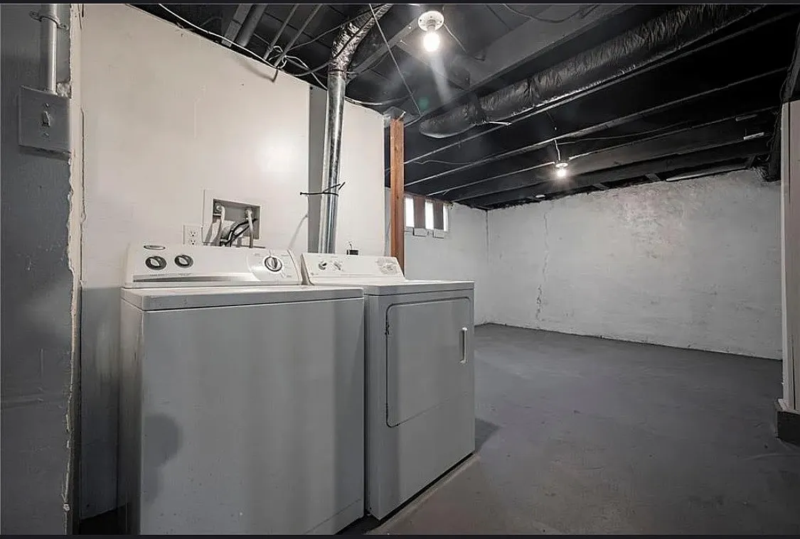 2 bed, 1.5 bath, 736 sqft, $1,400 — Photo 3