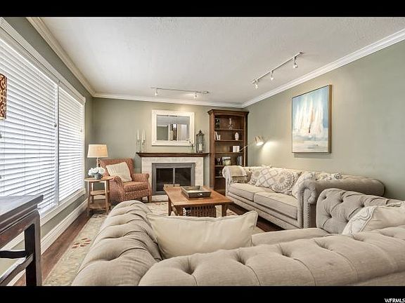 3rd image of 6508 S Hickory Ln
