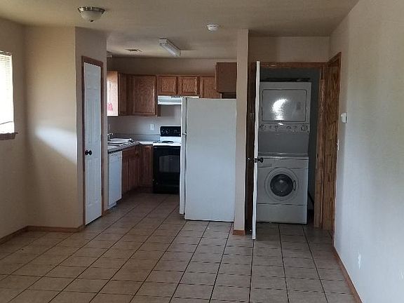3rd image of 2401 W Main St APT 2C