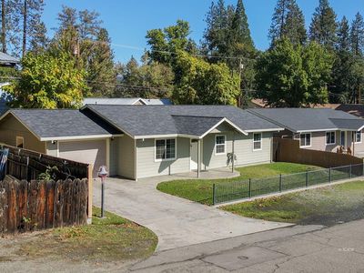 41 Hawthorne St, Weaverville, CA, 96093