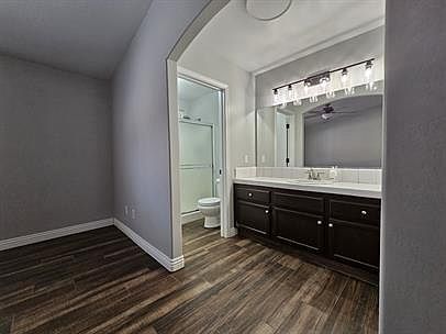 2nd image of 218 W Pilot Ave