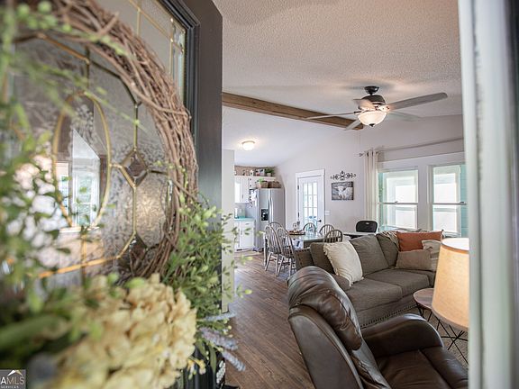 4th image of 1432 Berrong Rd