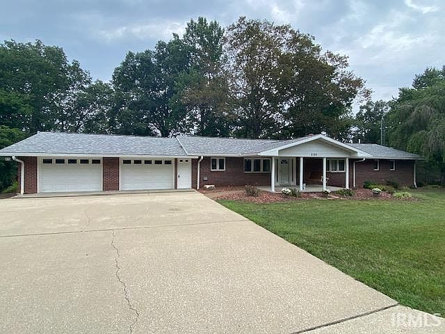1st image of 8589 W Skyline Dr