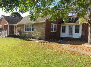 4120 Terrace Dr, Ayden, NC 28513