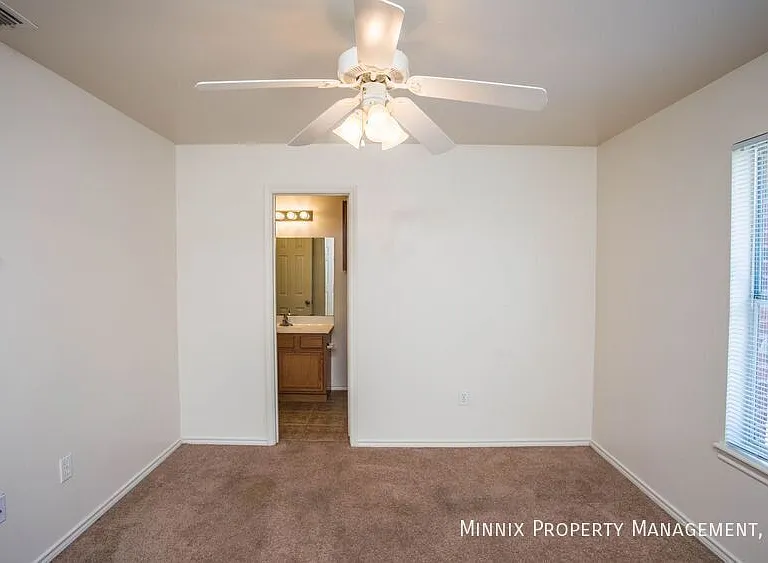 514 N Clinton Ave #B — Photo 15
