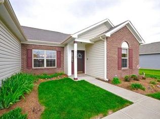 9127 N River Chase Ln, Mc Cordsville, IN 46055