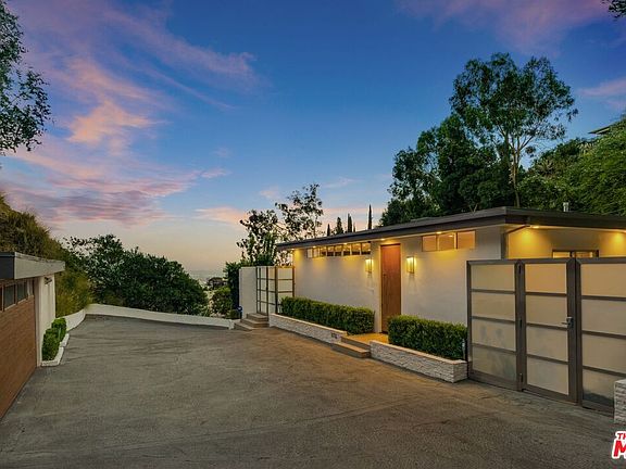 3rd image of 1773 N Crescent Heights Blvd