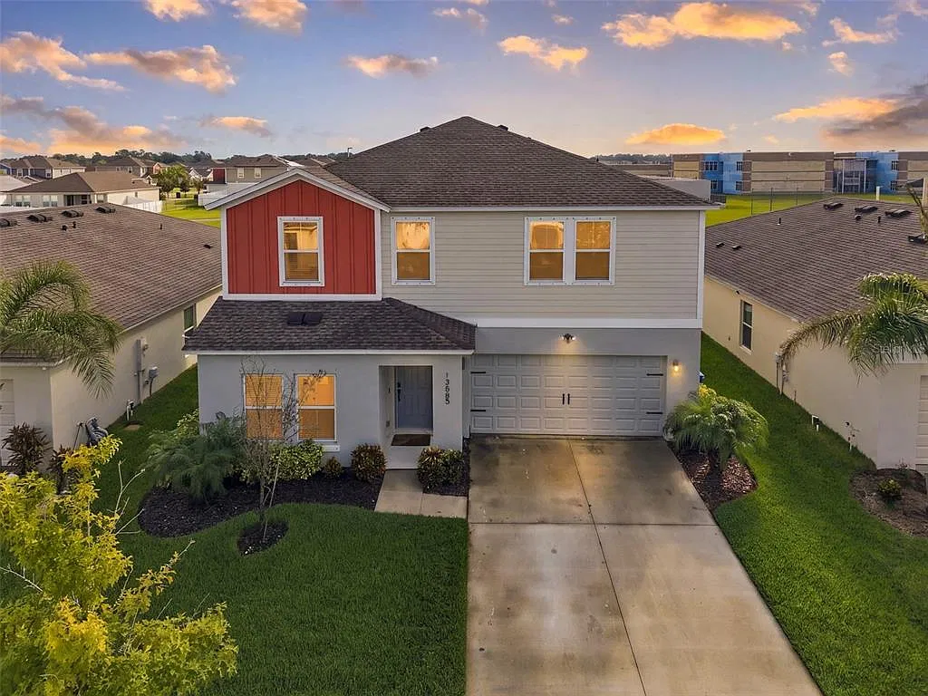 5 bed, 3.0 bath, 2470 sqft, $3,100 — Photo 1