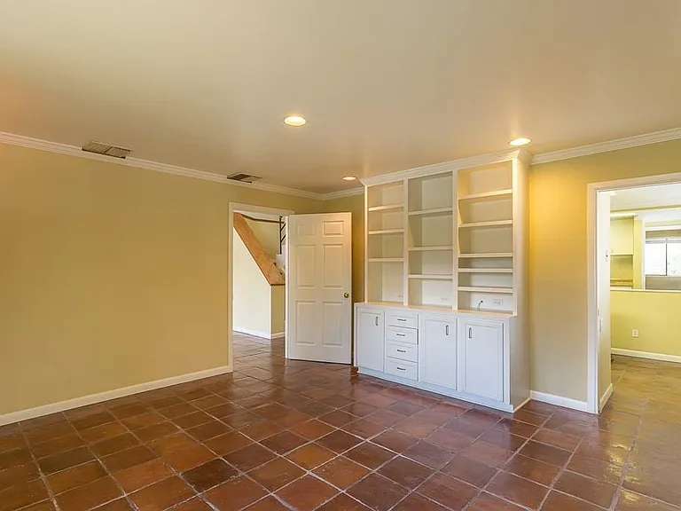 2349 Albans Rd #2 — Photo 12