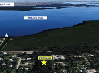 3488 Mango St, Saint James City, FL 33956