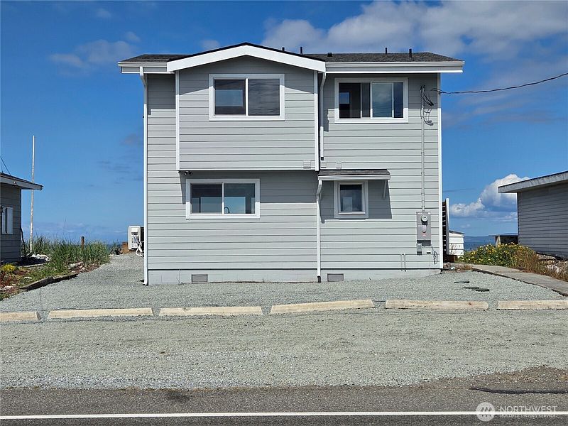 3rd image of 2629 W Beach Road
