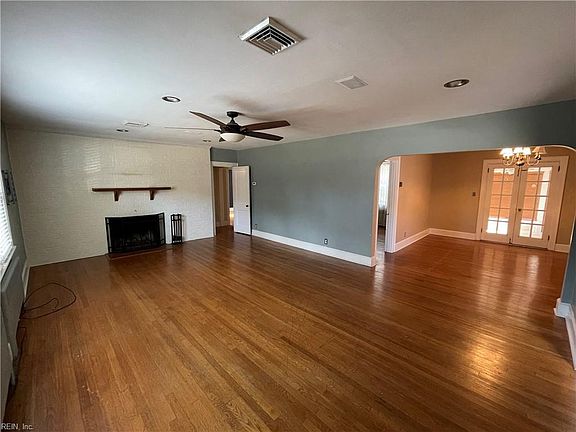 5th image of 4625 Duke Dr