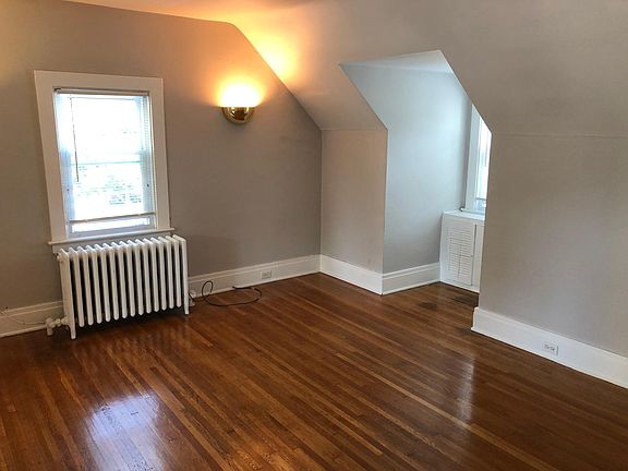 5th image of 210 Summer St #5