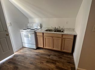 619 S 8th St #B, Wilmington, NC 28401
