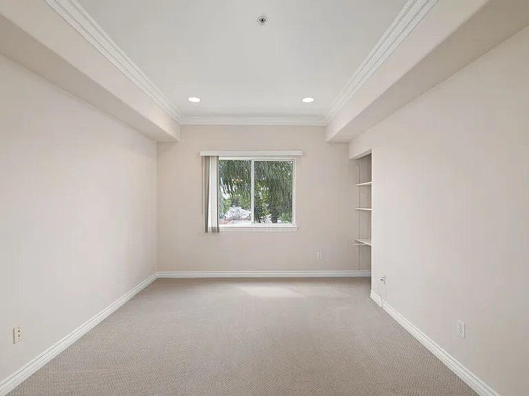 3328 Oakhurst Ave #205 — Photo 5