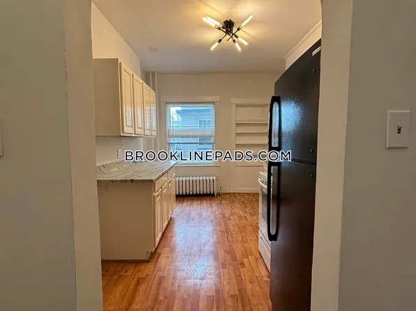 227 Winchester St #1, Brookline, MA 02446