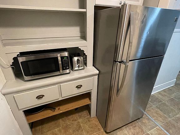 4th image of 151 Western Ave APT 4