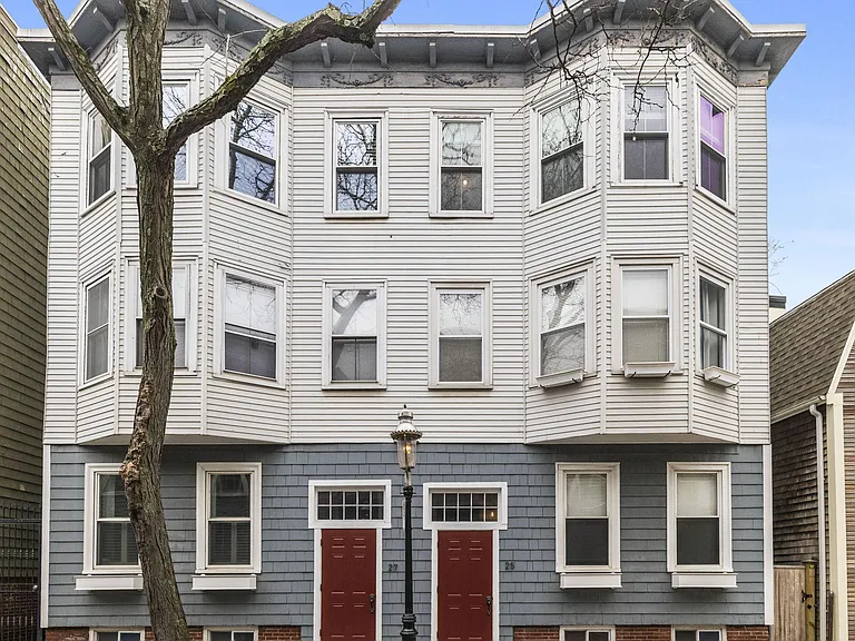 25 Pleasant St #3 — Photo 20