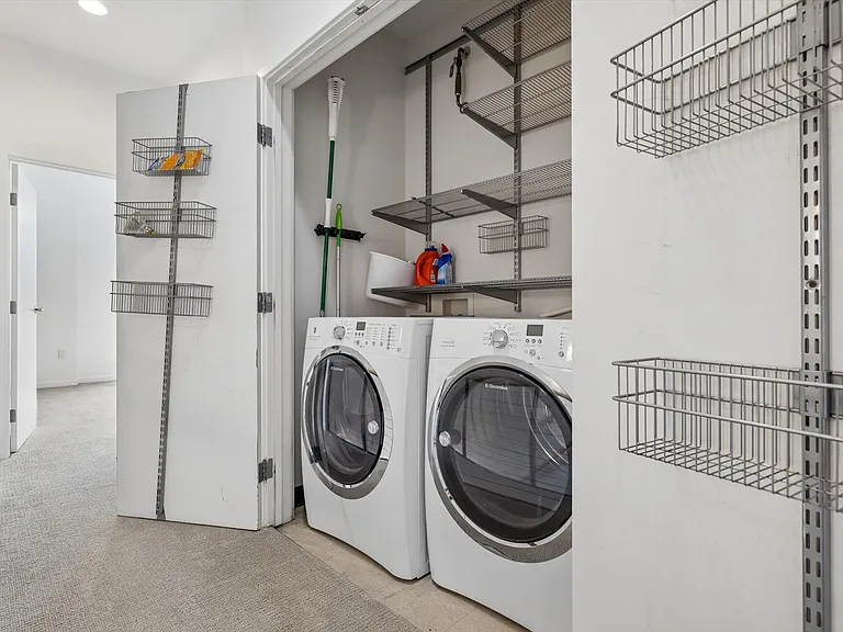 Upper level laundry