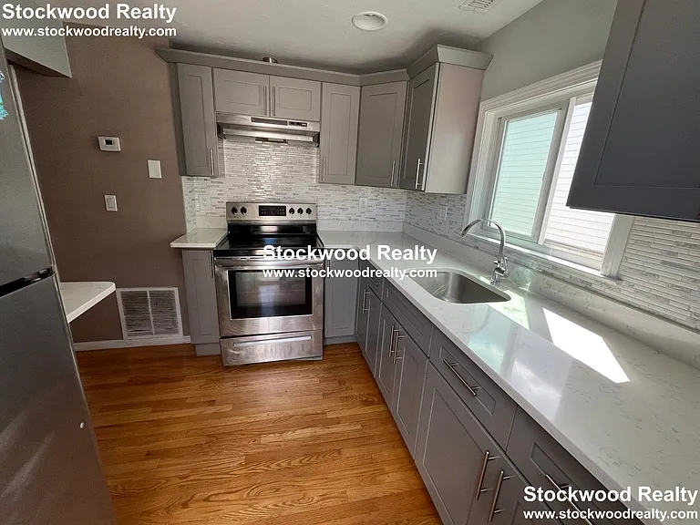 949 Dorchester Ave #3 — Photo 3