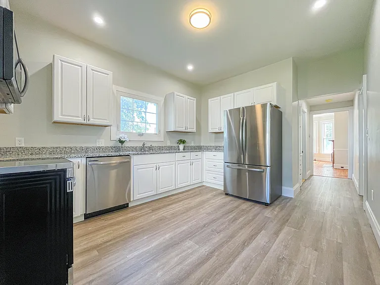 63 Pleasant Ave #1 — Photo 11