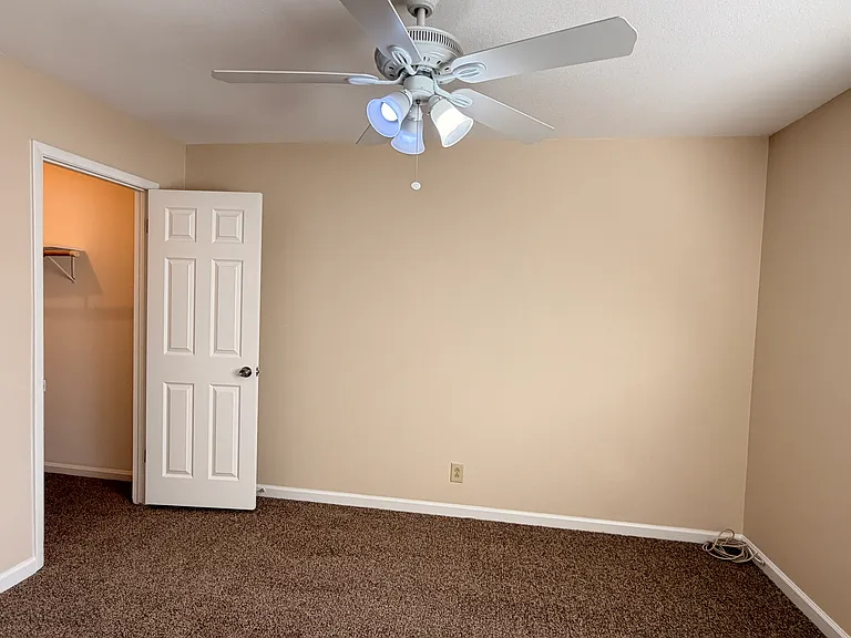 3267 Dawnflower St #3 — Photo 24