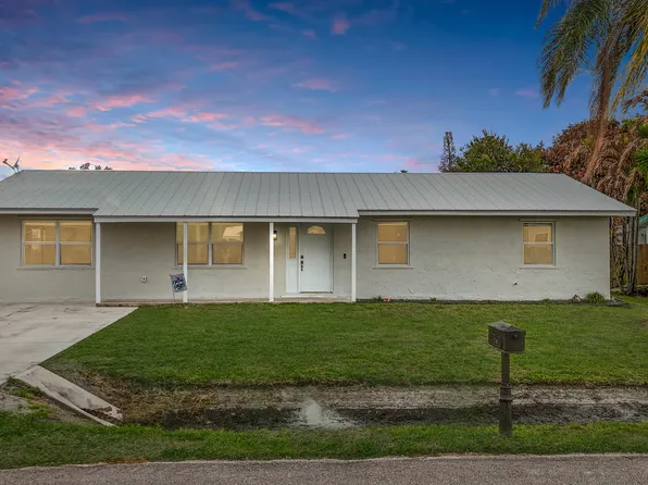 1741 SE Jackson Street, Stuart, FL 34997