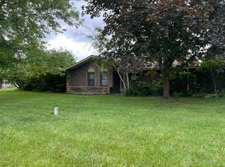 210 Kent Rd, Tipp City, OH 45371