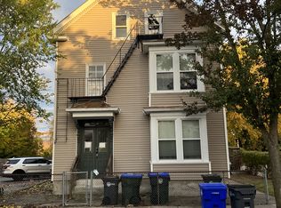 16 Tuxedo Ave #3, Providence, RI 02909