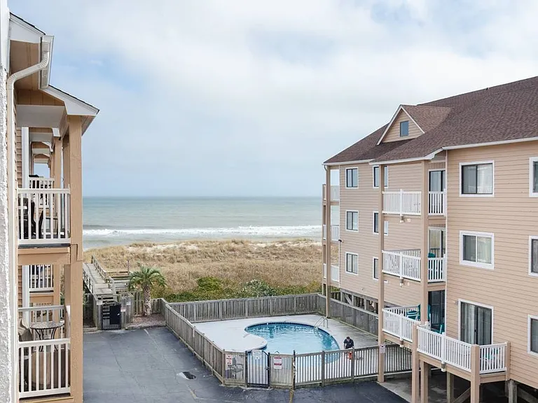 1101 S Lake Park Blvd #26A — Photo 3