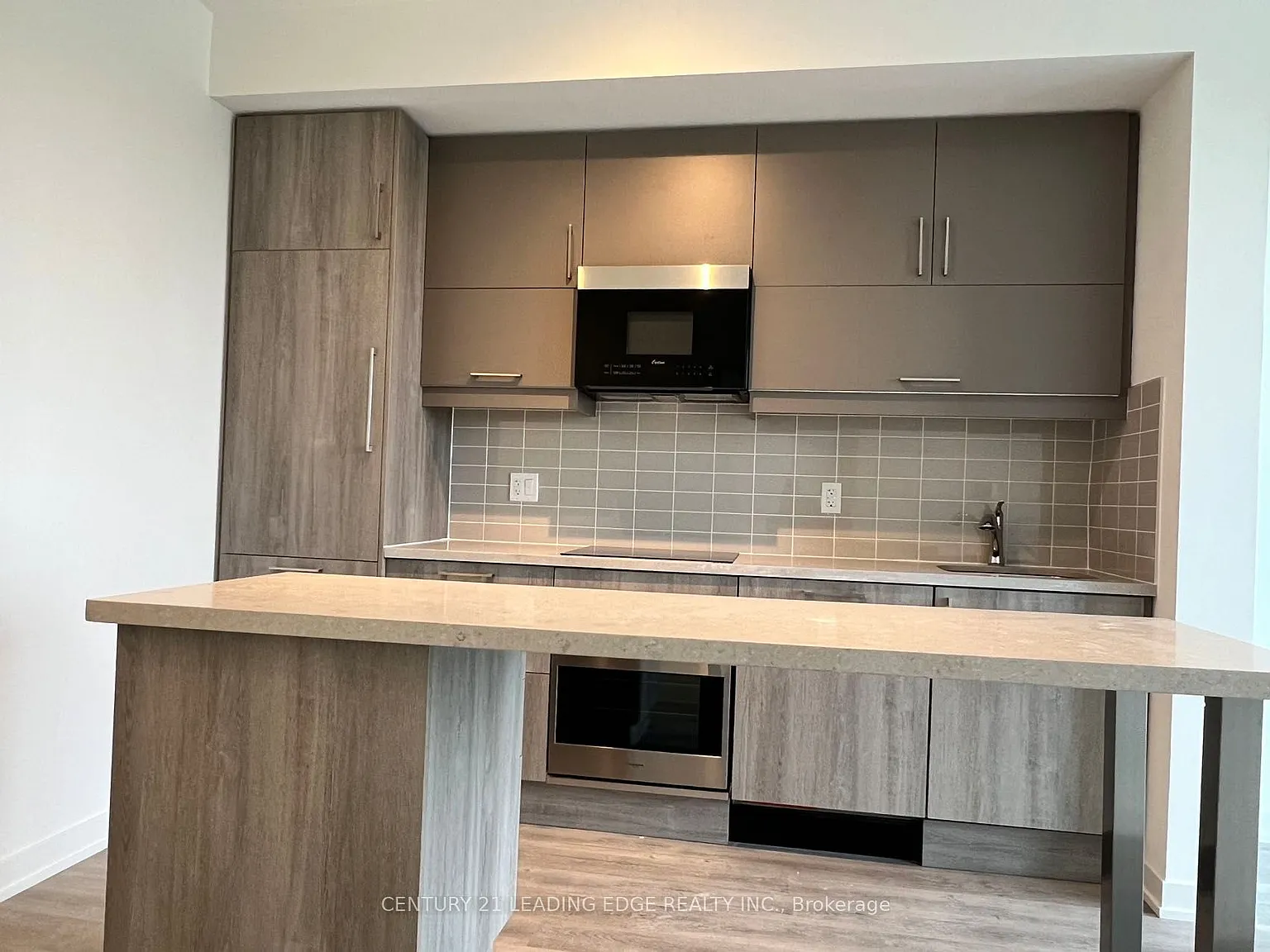 2 bed, $2,375 — Photo 3