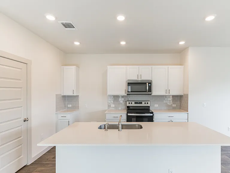 209 Elm Creek Dr #1 — Photo 12