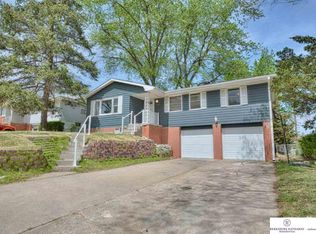 11122 Jackson St, Omaha, NE 68154